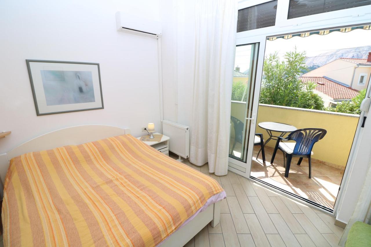Studio Apartments Cavrak With Terrace Baška Exteriér fotografie