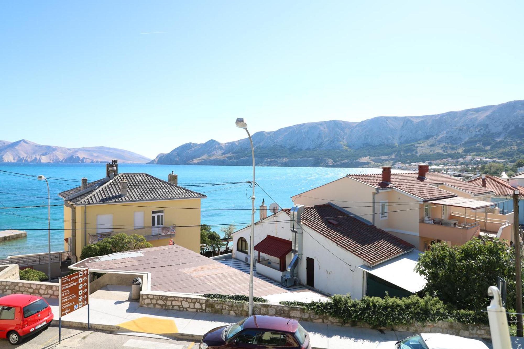 Studio Apartments Cavrak With Terrace Baška Pokoj fotografie