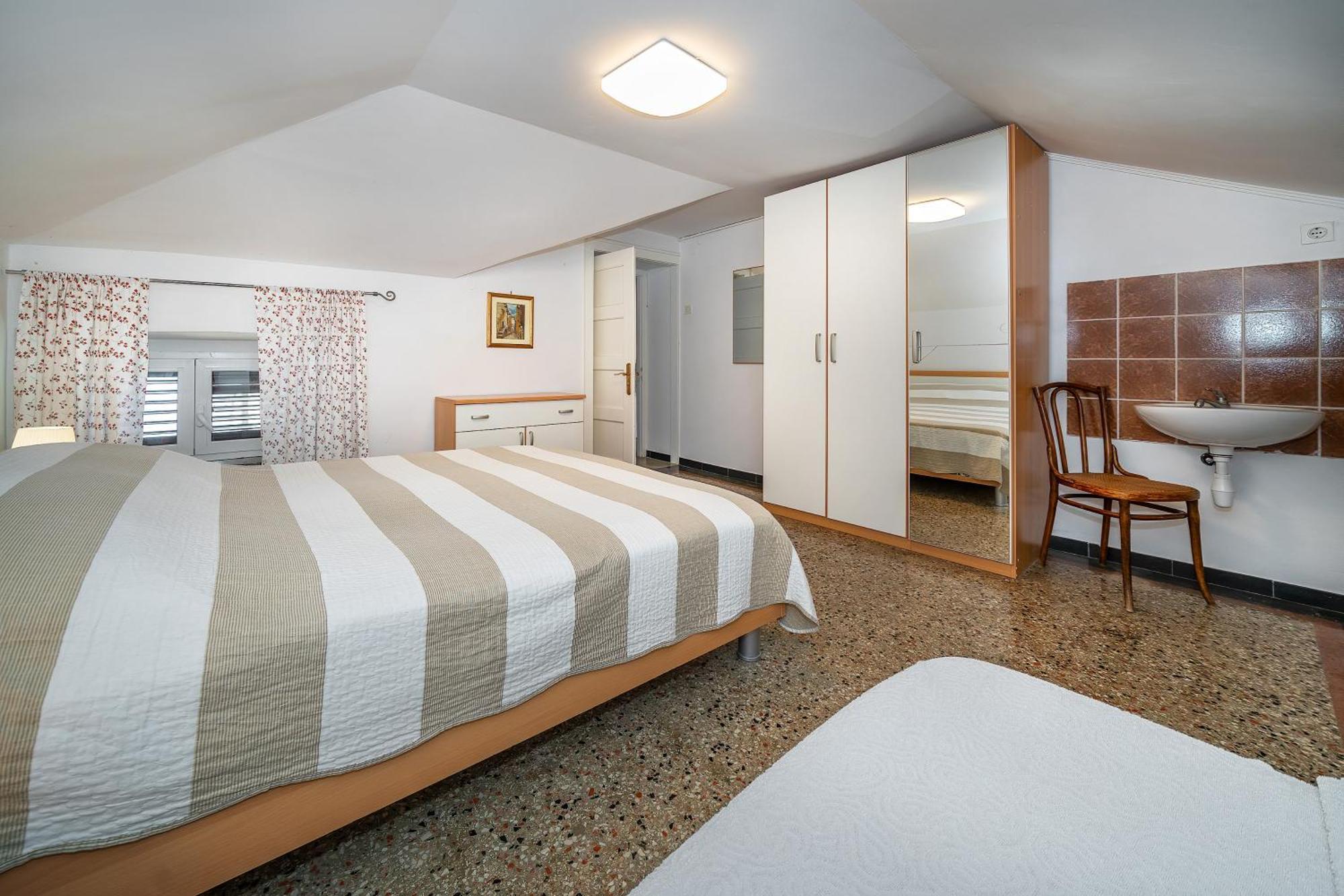 Studio Apartments Cavrak With Terrace Baška Exteriér fotografie